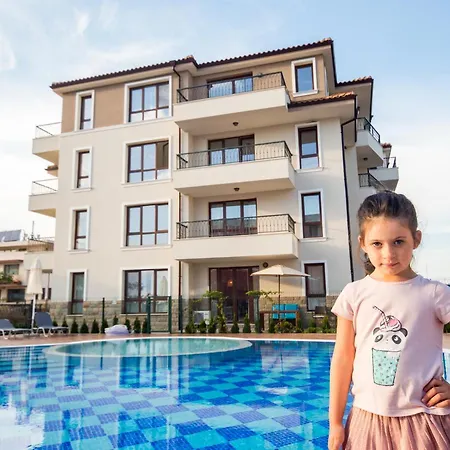 Villa Ina & Eva Bayview Deluxe Burgasz